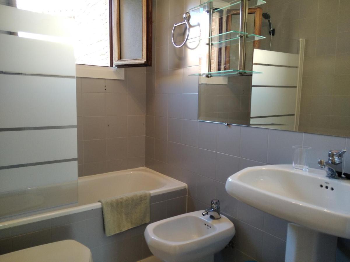 Casa Paseo Del Tajo-Con Parking Gratis Apartment Толедо Екстериор снимка